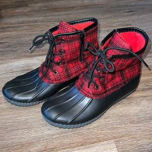 Duck Boots